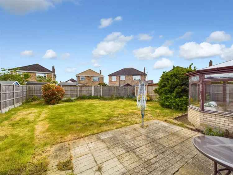 Detached house For Sale in North Kesteven, England