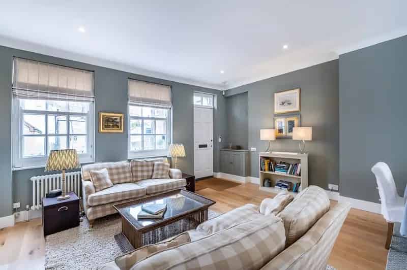 1 Bedroom Maisonette for Sale in Kensington Court Mews