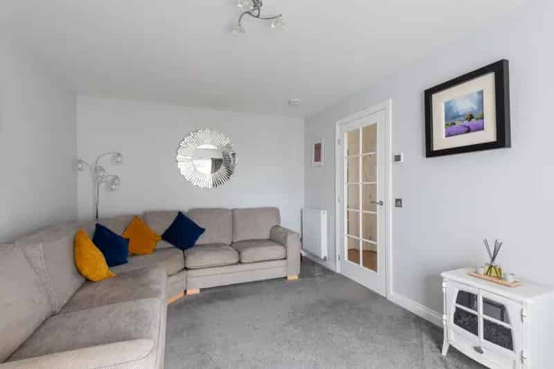 Villa For Sale in Dundee - 4 Bedroom Detached House