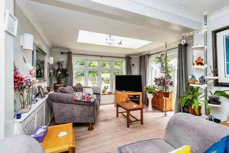 2 Bed Detached Bungalow Extended March  Parking Gardens