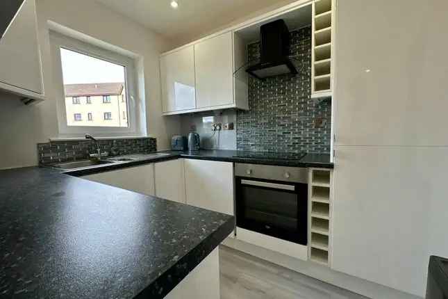 Stunning Furnished Apartment Glasgow City Centre 2 Double Beds Parking