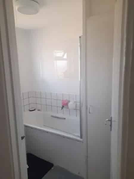 2 Double Bedroom Maisonette Near Communal Green