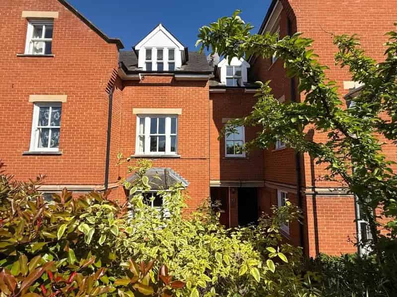 2 Bedroom Apartment near Cambridge Station