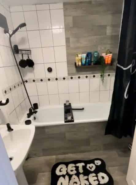 Two Bedroom Flat in Central Brighton with Balcony