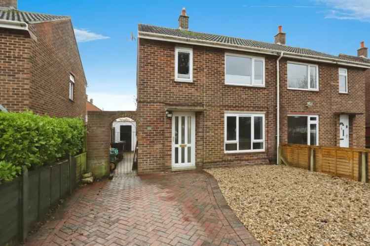 2 Double Bedroom Semi Detached House in Burton Christchurch