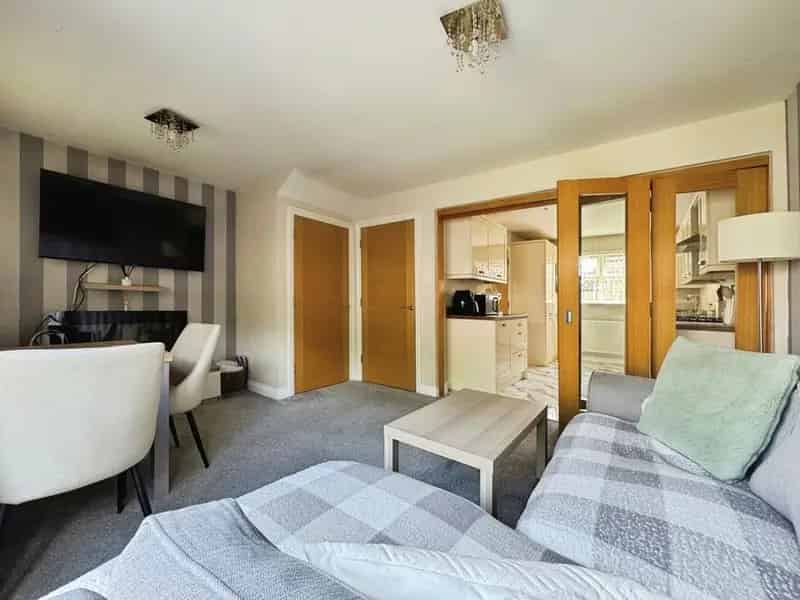 3 Bedroom End Terrace House to Rent North Anston