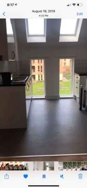 Flat For Rent in Waverley, England