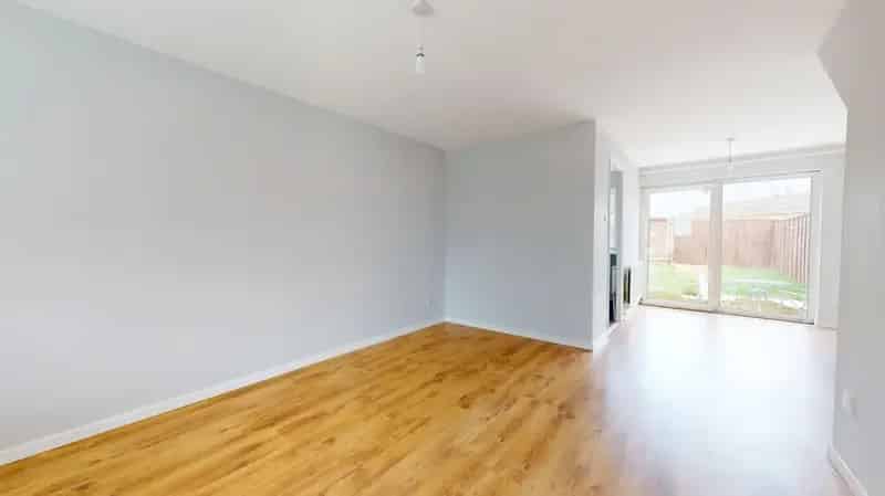 3 Bedroom House For Sale Gravesend 821 SQ FT