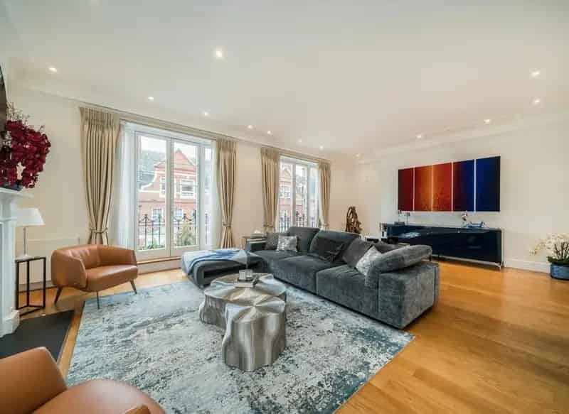 Three Bedroom Duplex Apartment Mayfair Balcony Roof Terrace
