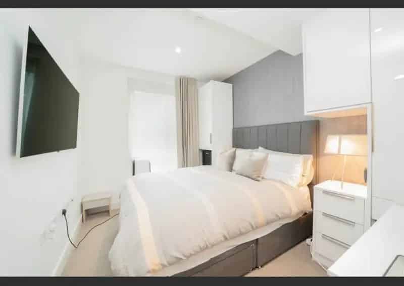 3 Bedroom Flat To Rent Available 01092025