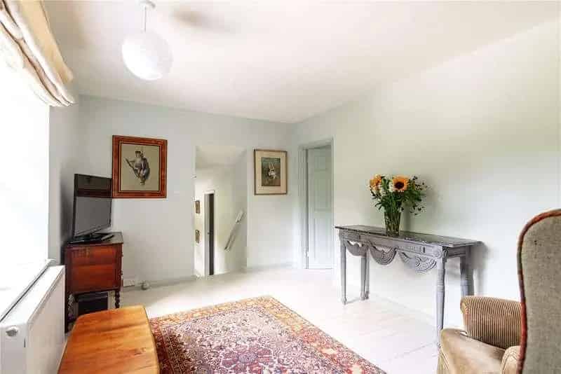 3 Bed 19th Century Italianate House For Sale