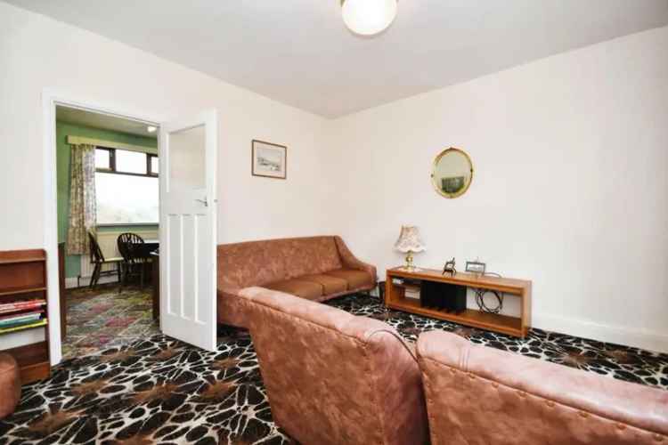 3 Bedroom Semi-Detached House For Sale in Norton Lees Sheffield