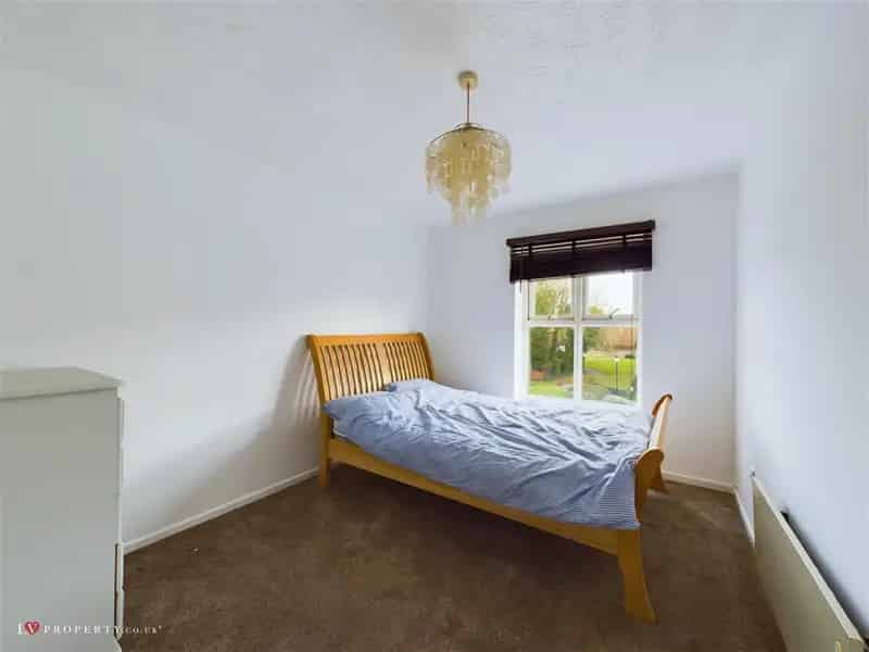 2 Bedroom Apartment Birmingham Near Reservoir