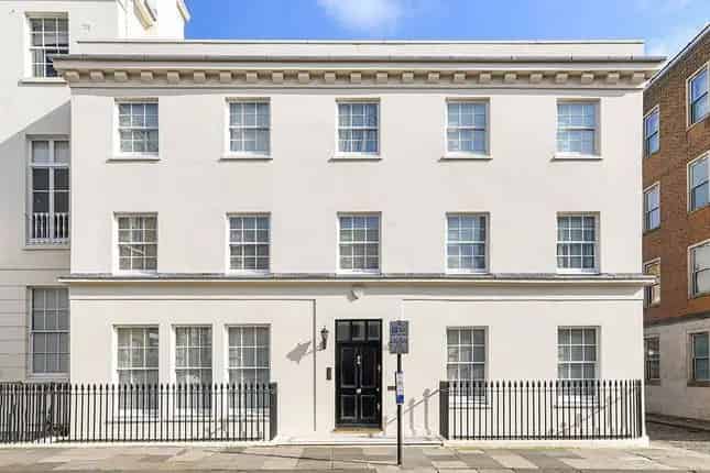 5 Bedroom House for Sale in Belgravia SW1W