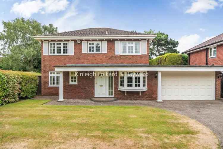 Four Bedroom Detached House Near Elmstead Woods Station