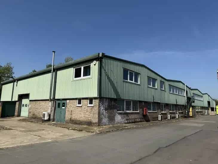 Fowlmere Light Industrial Warehouse Unit with Covered Storage