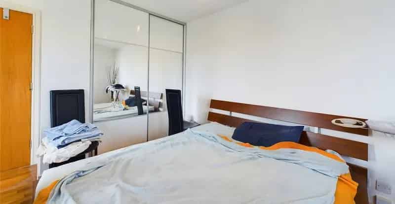 1 Bedroom Flat for Sale in Isle of Dogs