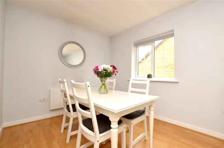 Apartment For Sale in Leeds, England