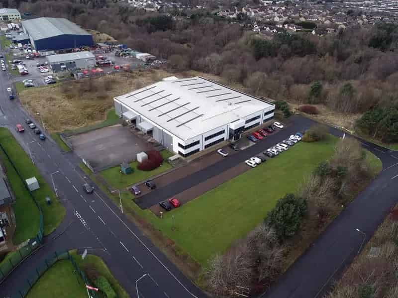 Modern Industrial Unit with Extensive Yard and HGV Loading