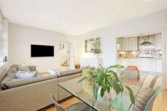 Flat for sale in Spencer Place, London N1