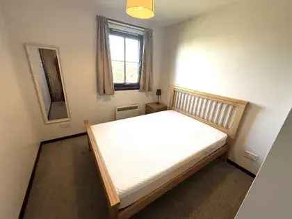 2 Bedroom 75m² Furnished Flat Aberdeen