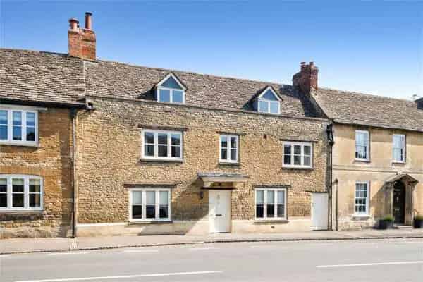 Grade II Listed House in Bampton Oxfordshire