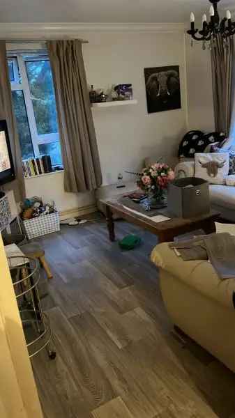 Flat For Rent in Welwyn Hatfield, England