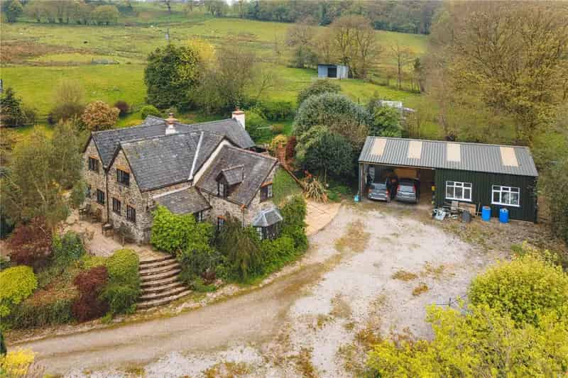4 Bedroom Detached House with 3.5 Acres Dolanog Welshpool