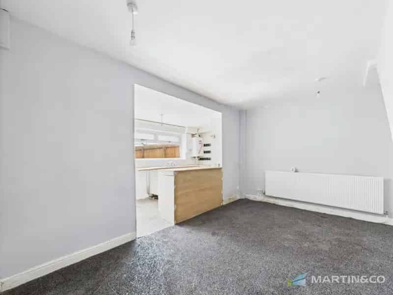 3 Bedroom Family Home For Sale Near Stanley Park