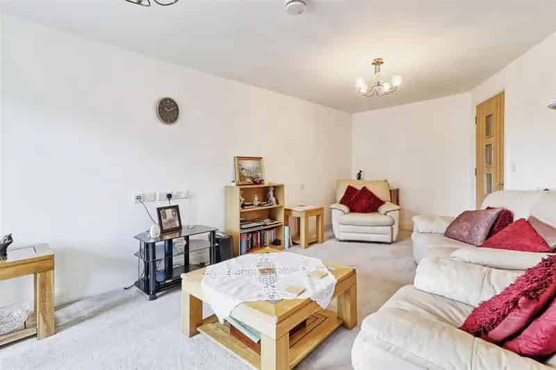 1 Bedroom Retirement Apartment For Sale