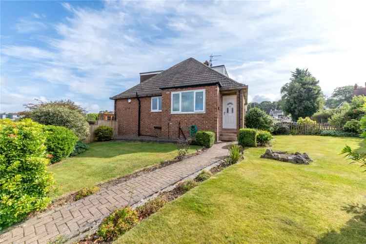 House For Sale in Leeds, England