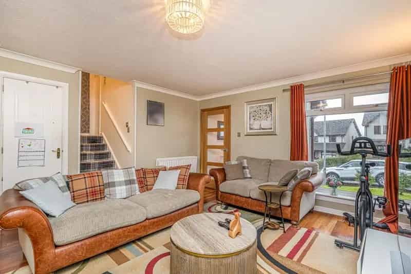 3 Bedroom Detached House for Sale in Bearsden