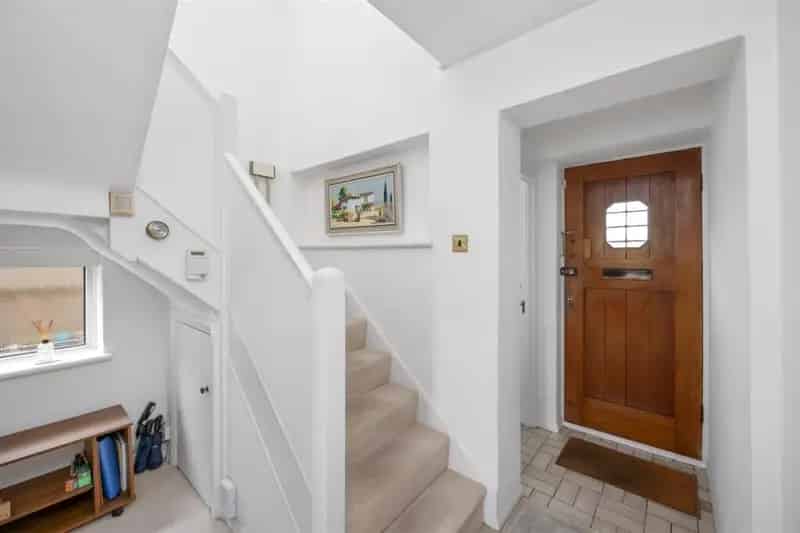 3 Bedroom Detached House for Sale in Brangwyn