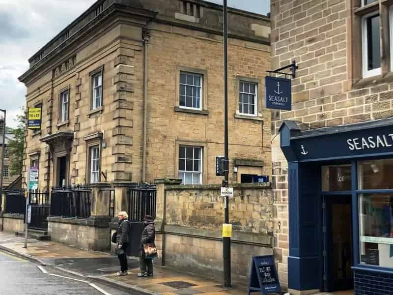 Bakewell Restaurant Bar Retail Premises To Let Grade II Listed
