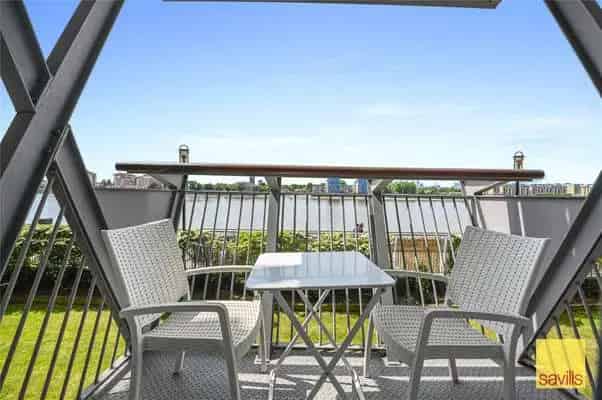 Luxury Thames View Apartment  Vanguard Building Millennium Harbour