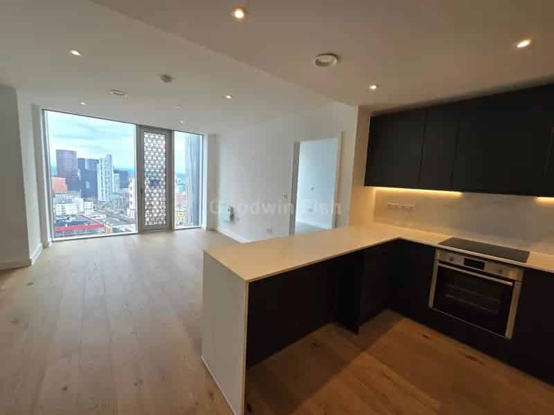 2 Bedroom Apartment Deansgate Manchester City Centre