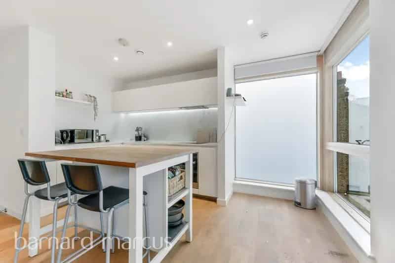 One Bedroom Apartment in Wandsworth Town