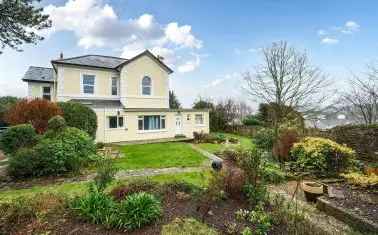 House For Sale in Teignbridge, England