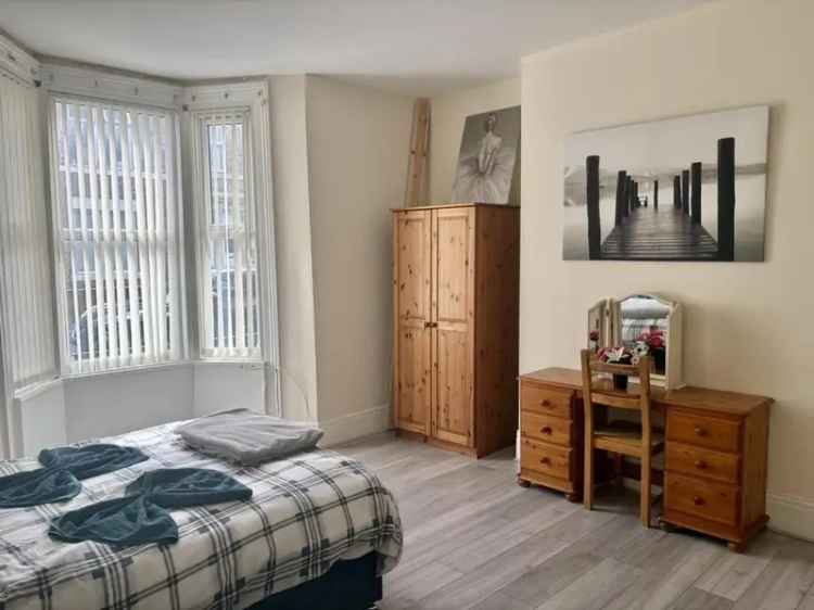 2 Bedroom Flat for Sale in Arthurs Hill Newcastle