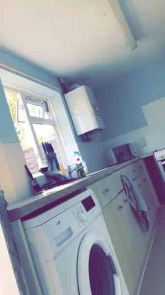 Spacious 2 Bedroom House Snodland Double Driveway Large Gardens