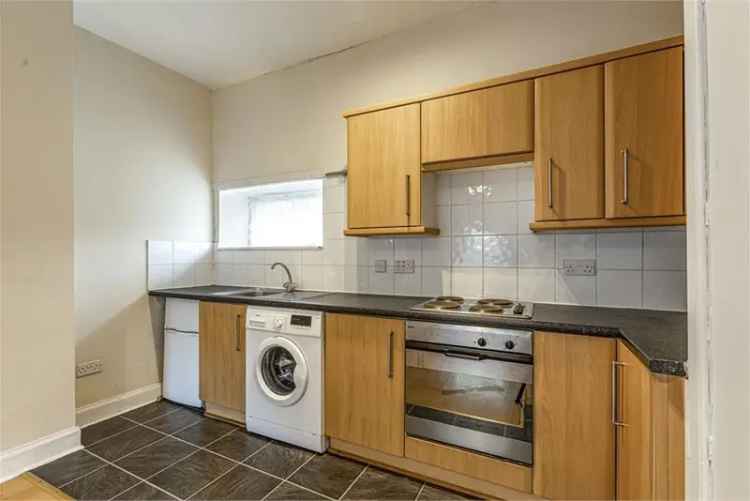 1 Bed Flat - Ground Floor with 1 Reception Room