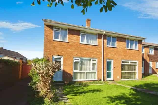 3 Bed End Terrace House For Sale in Mangotsfield