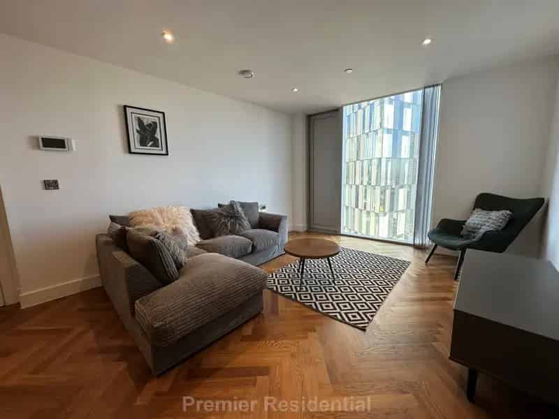 2 Bedroom Apartment Manchester Deansgate Square