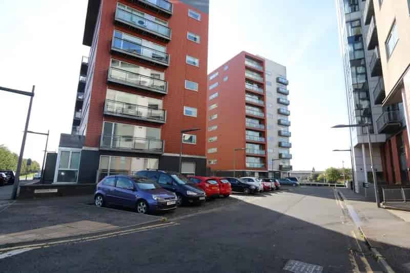 2 Bedroom Flat to Rent