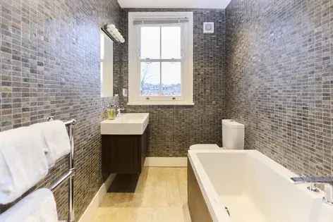 5 Bedroom House 383m² London Family Friendly