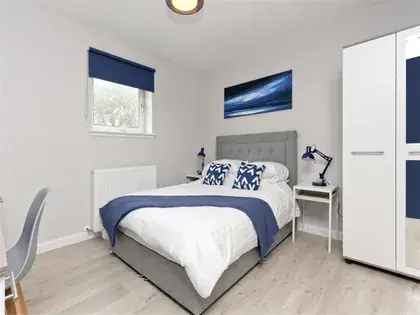 3 Bedroom HMO Aberdeen - Spacious Furnished Flat