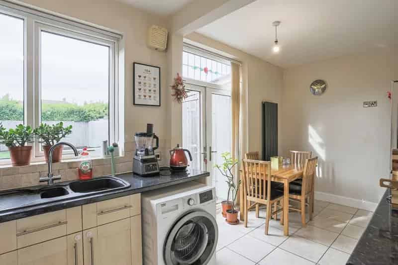 Two Bedroom Home in Acomb with Garden and Driveway