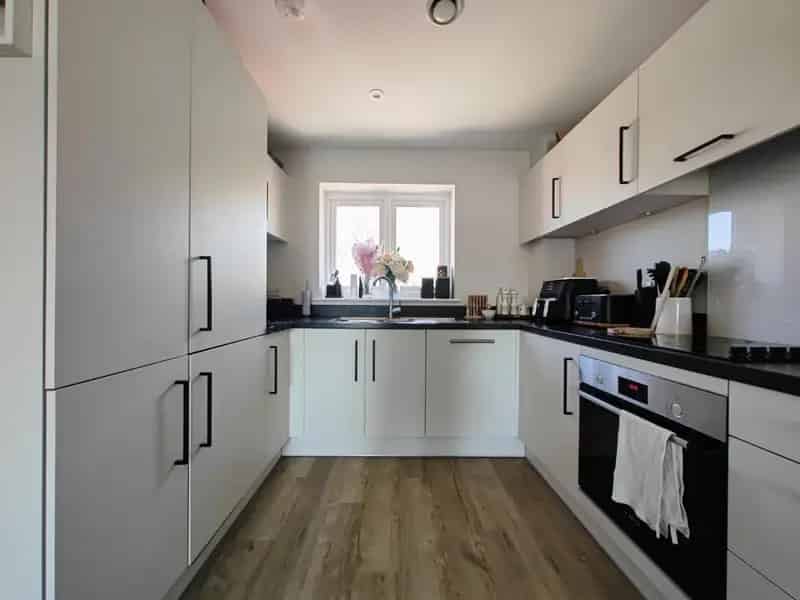 Modern 2-Bedroom Flat for Sale 765 SQ FT Allocated Parking