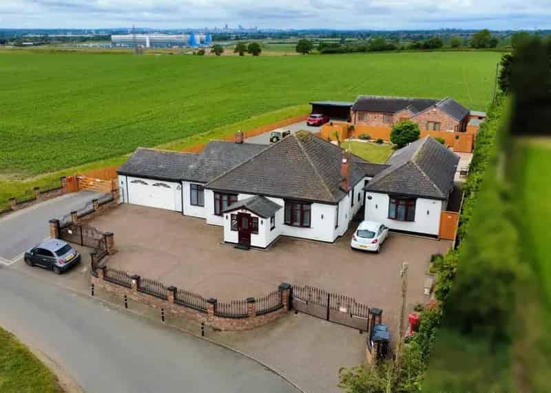 4 Bedroom Detached Bungalow for Sale