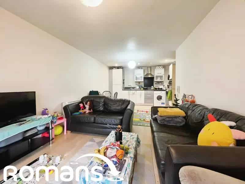 2 Bedroom Apartment for Sale No Onward Chain